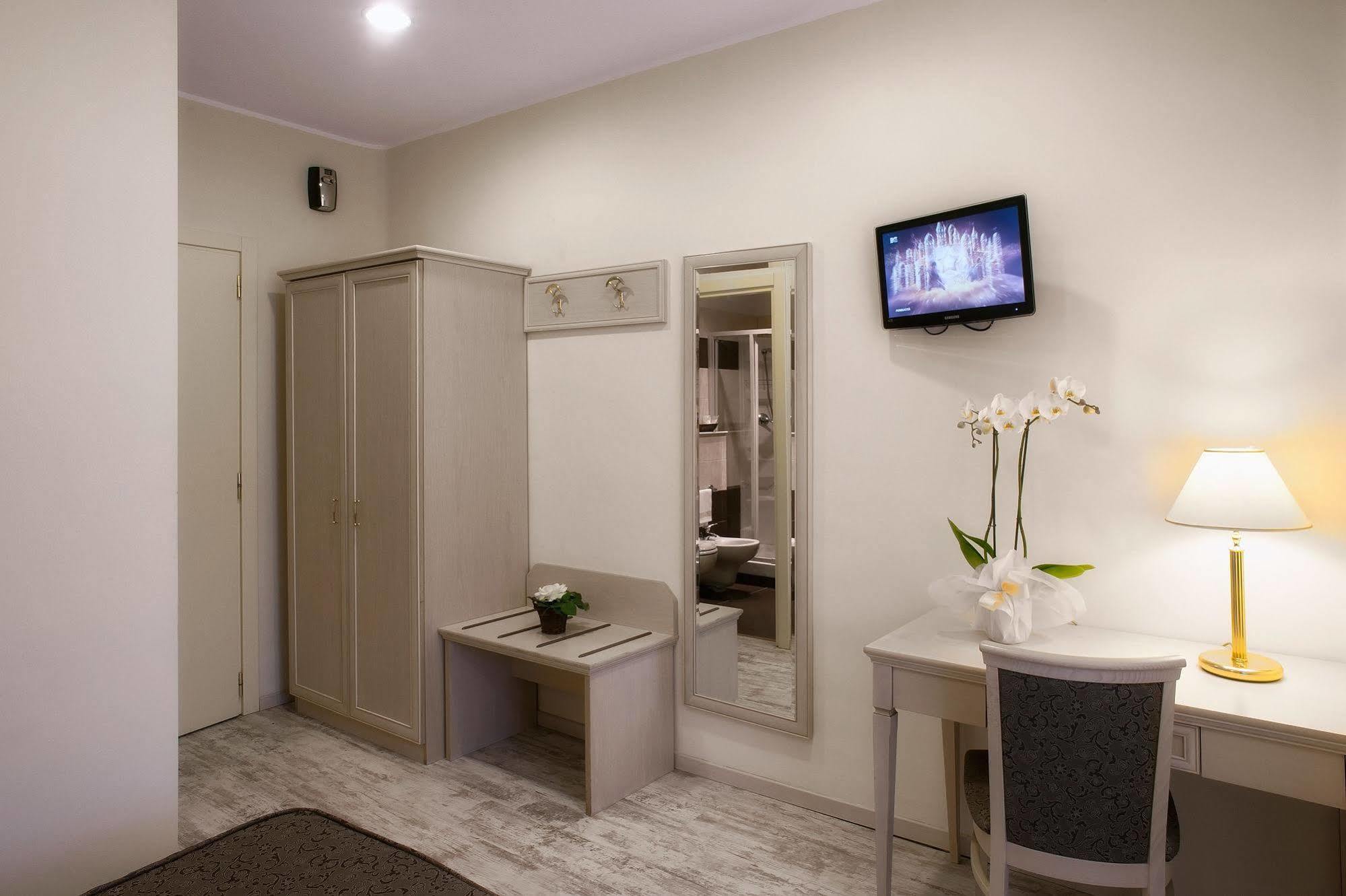Hotel Cortese ซานเรโม ภายนอก รูปภาพ