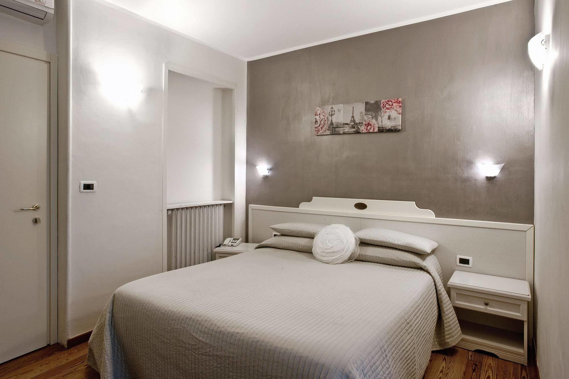 Hotel Cortese ซานเรโม ภายนอก รูปภาพ